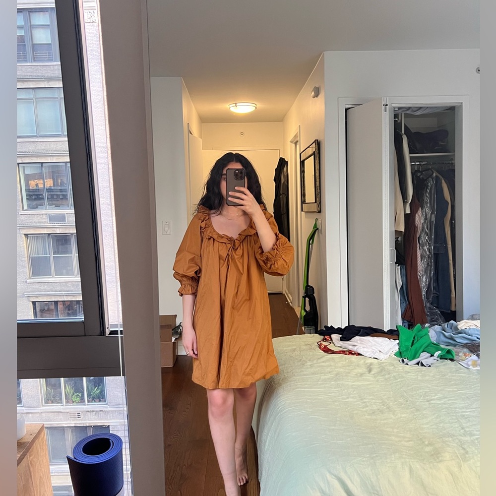 Doen puffy sleeve dress